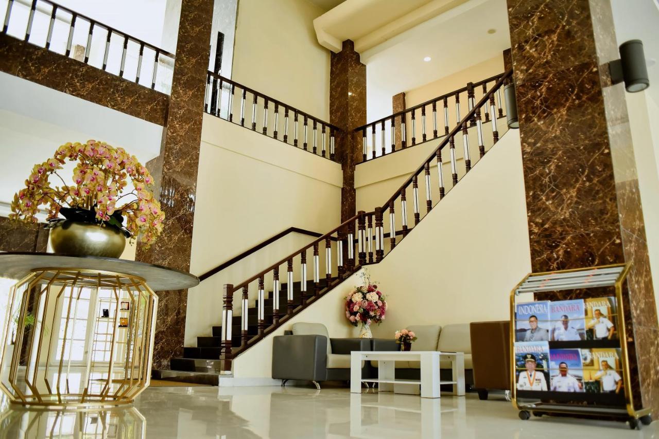 Portola Grand Renggali Hotel Takengon ภายนอก รูปภาพ