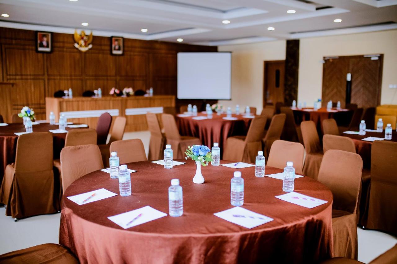 Portola Grand Renggali Hotel Takengon ภายนอก รูปภาพ