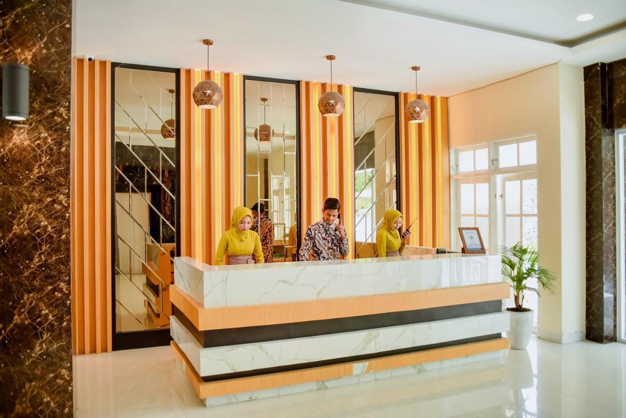 Portola Grand Renggali Hotel Takengon ภายนอก รูปภาพ